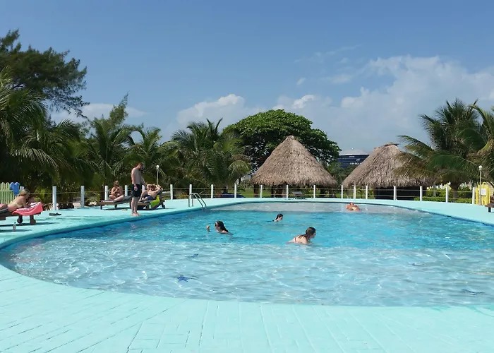 Royal Caribbean 4* San Pedro (Ambergris Caye)