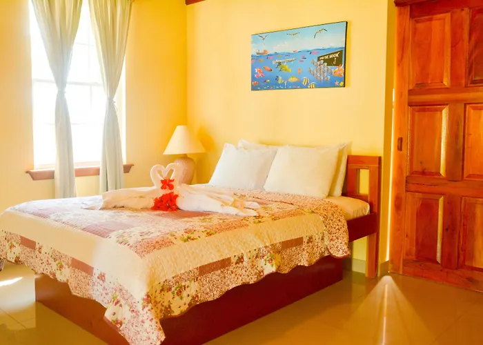 Royal Caribbean 4* San Pedro (Ambergris Caye)